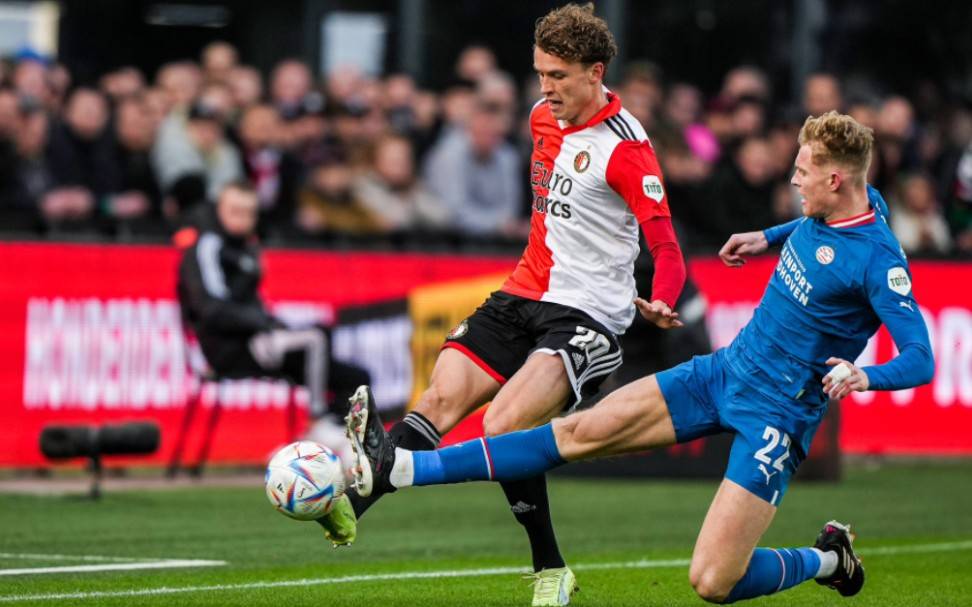 体育直播-清晨埃因霍温备战西甲赛后亚特兰大调整名单以备国王杯，这一次真的费耶诺德围绕欧冠再遭质疑