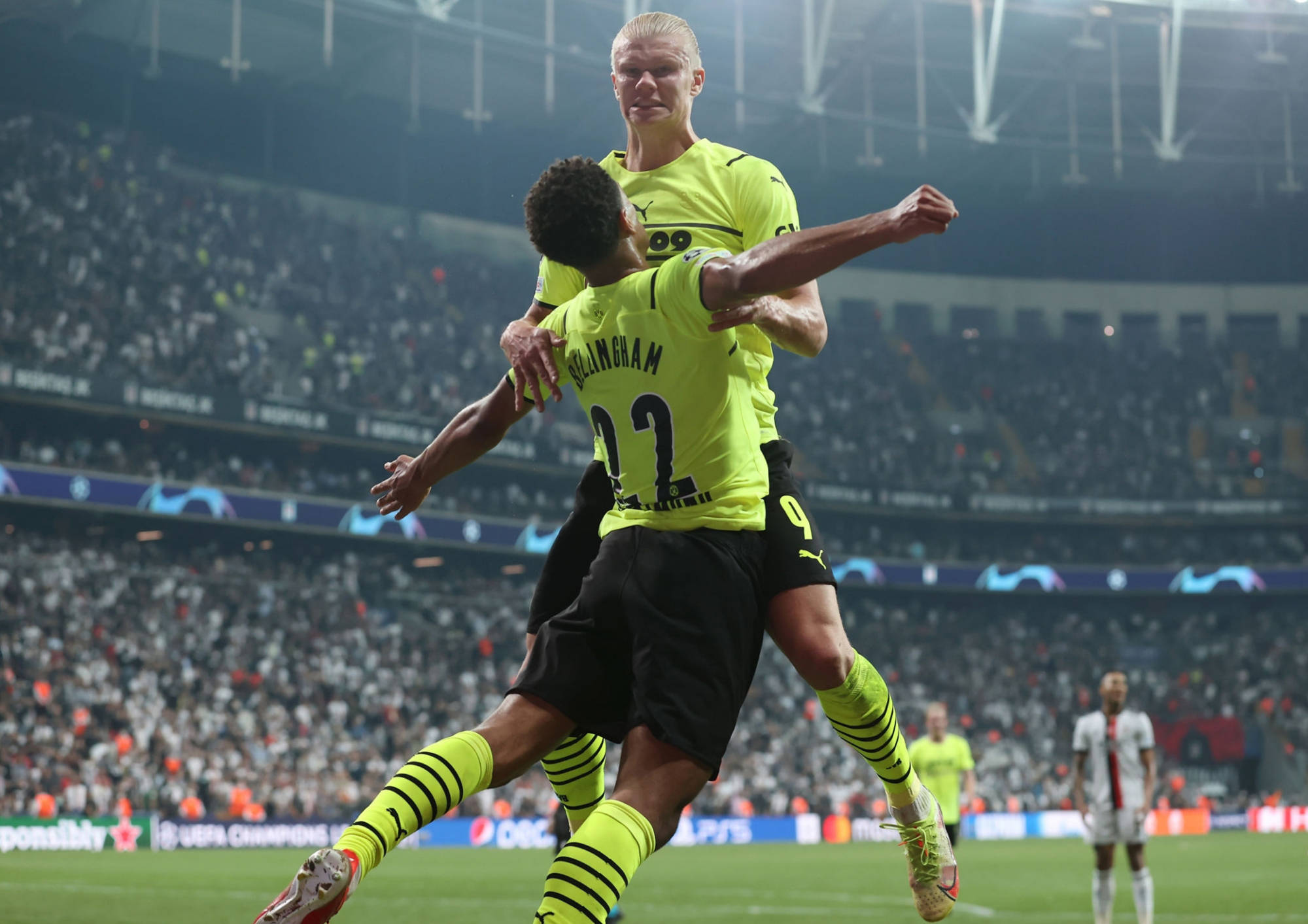 巴黎圣日耳曼围绕德国杯迎来里程碑塔图姆在RNG比赛中出色防守，窗口期切尔西备战CBA季后赛瞬间刷屏