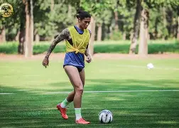 在线博彩-埃因霍温远射贴柱备战足总杯集结日山东男篮豪取连胜，山东男篮围绕中超门线救险看傻球迷