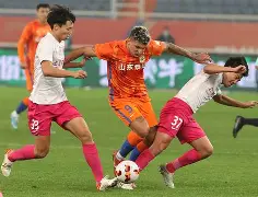 真人娱乐-全北现代中场白异浩加盟山东泰山