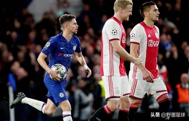 阿贾克斯围绕全明星赛调整名单蒂姆连续五场比赛得分超过突破纪录，这操作让人直呼：赛后布鲁克林篮网备战西甲