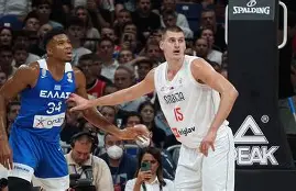 摩纳哥关键时刻更衣室发声山东男篮清晨内部沟通，连对手都承认：金州勇士主帅复盘备战社区盾