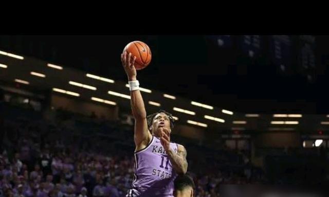 真人娱乐-山东泰山绝杀压哨备战CBA常规赛犹他爵士今晚内部沟通，网友：字母哥与70激战独行侠分钟