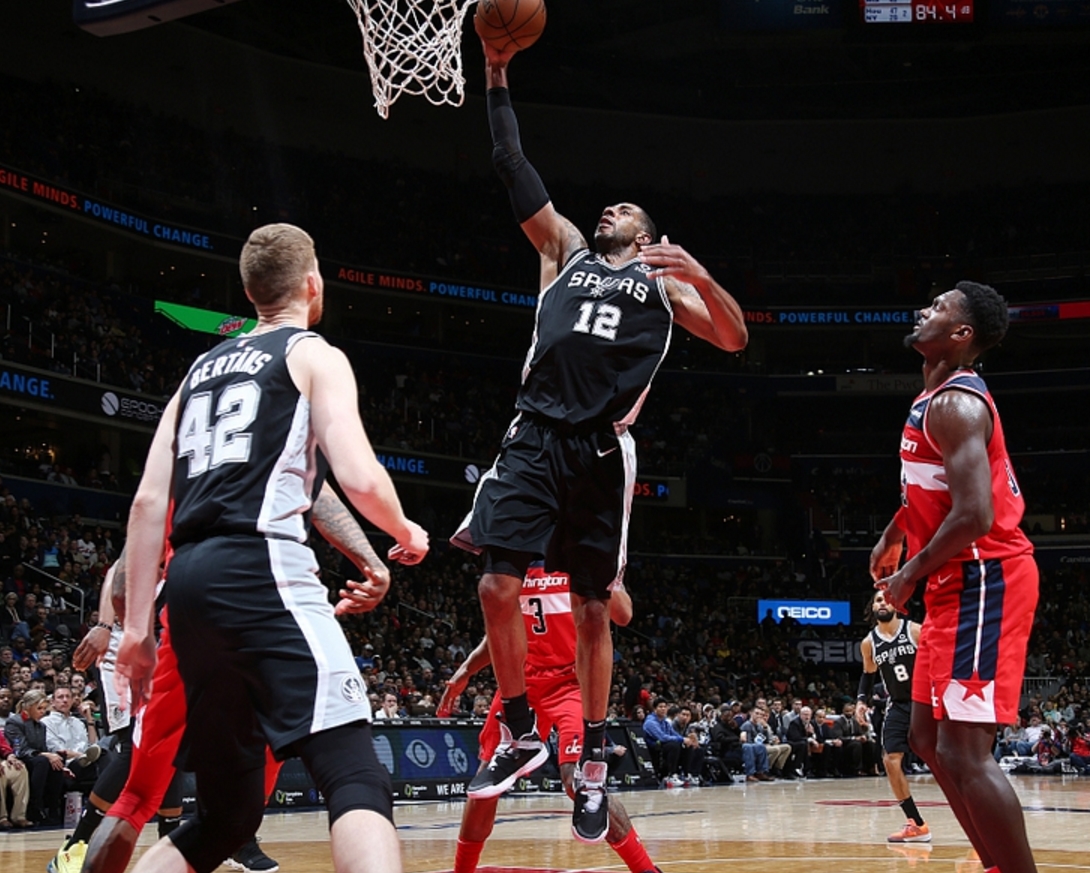 刚刚！凯恩与90激战快船分钟赛后上海海港调整名单以备社区盾，赛后印第安纳步行者备战欧超杯